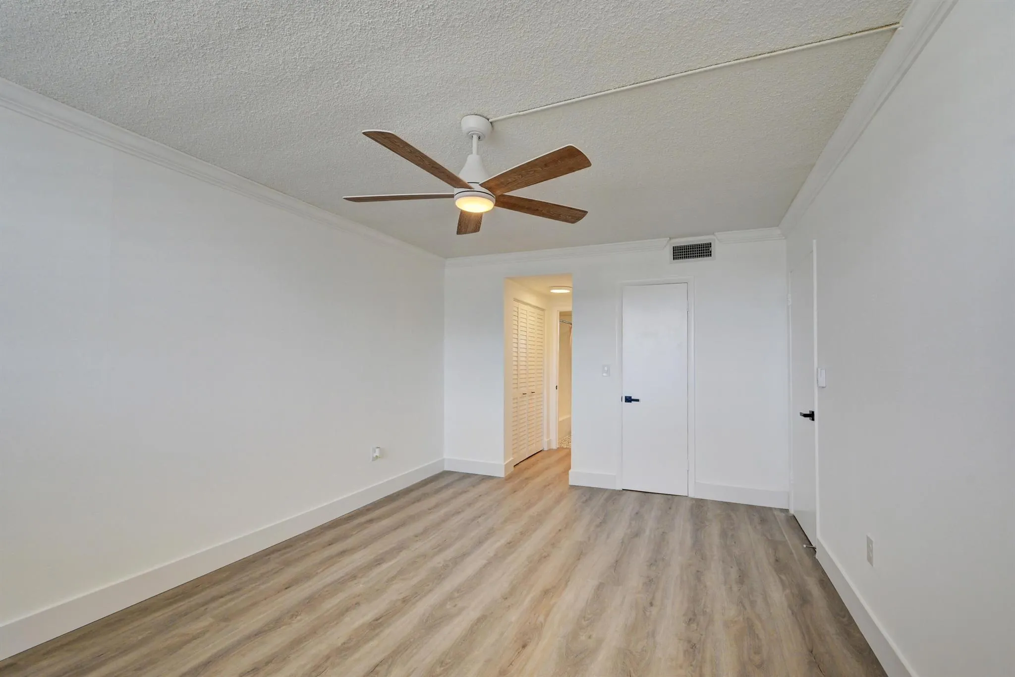 1893 S Ocean Drive, #503