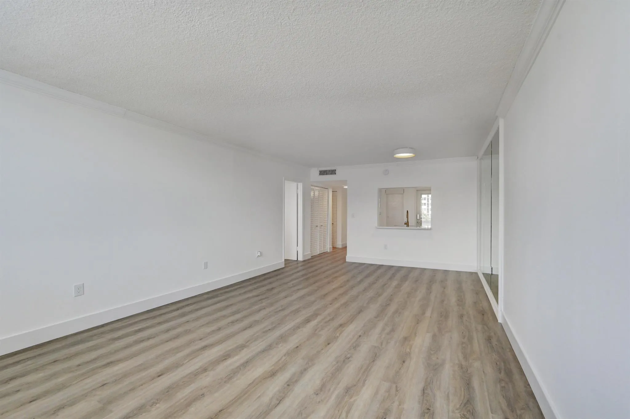 1893 S Ocean Drive, #503