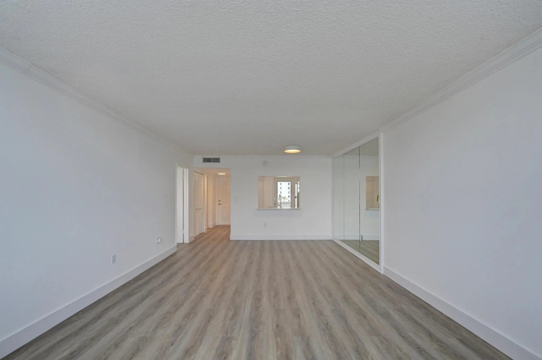 1893 S Ocean Drive, #503