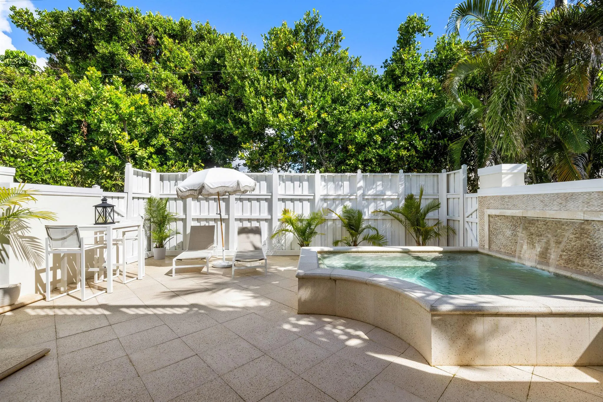 17 Adams Road