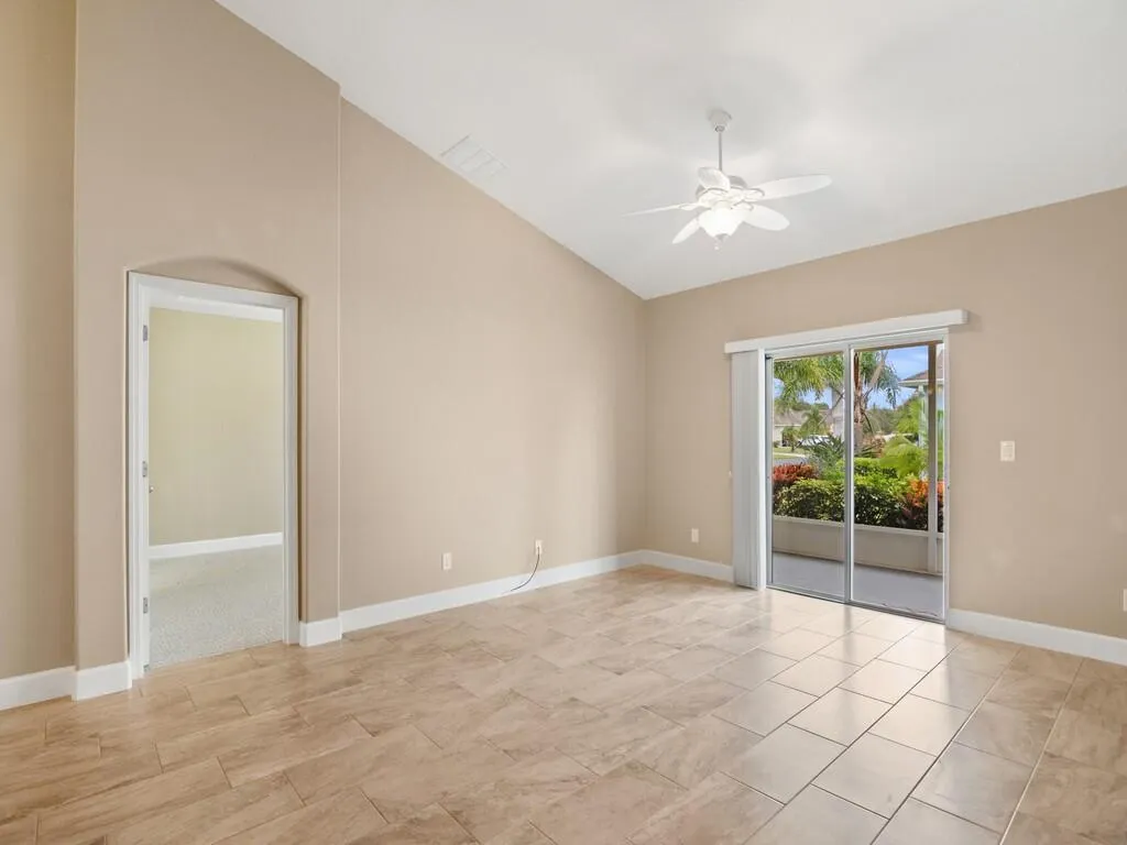 8062 Westfield Circle