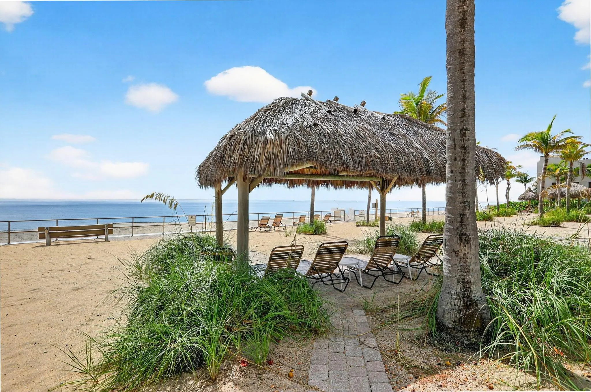 1225 Hillsboro Mile, #B2
