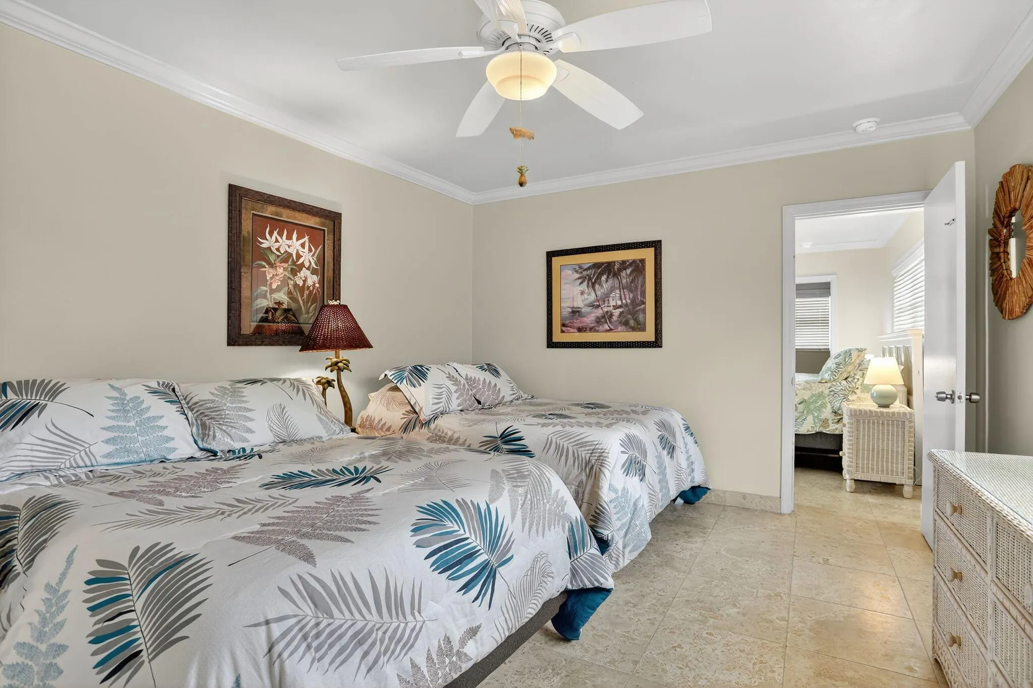 1225 Hillsboro Mile, #B2