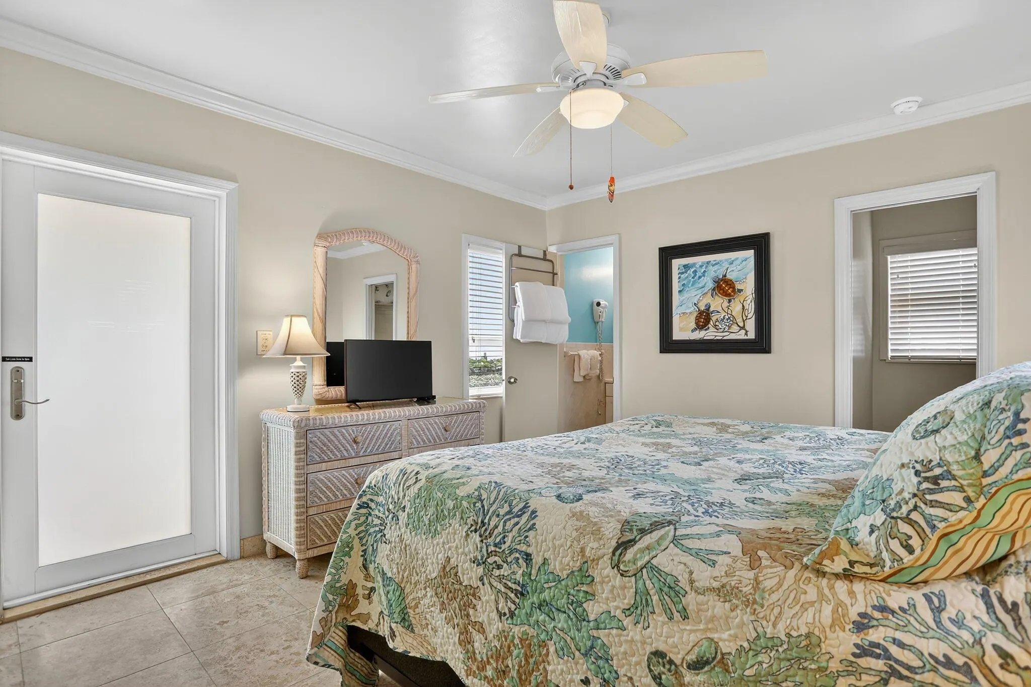 1225 Hillsboro Mile, #B2