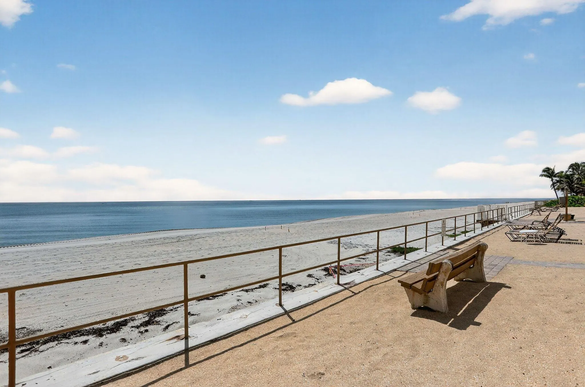 1225 Hillsboro Mile, #B2