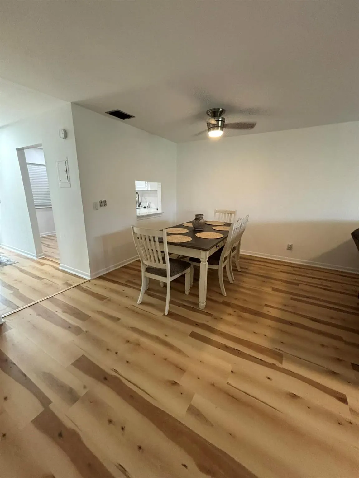 190 Lake Meryl Drive