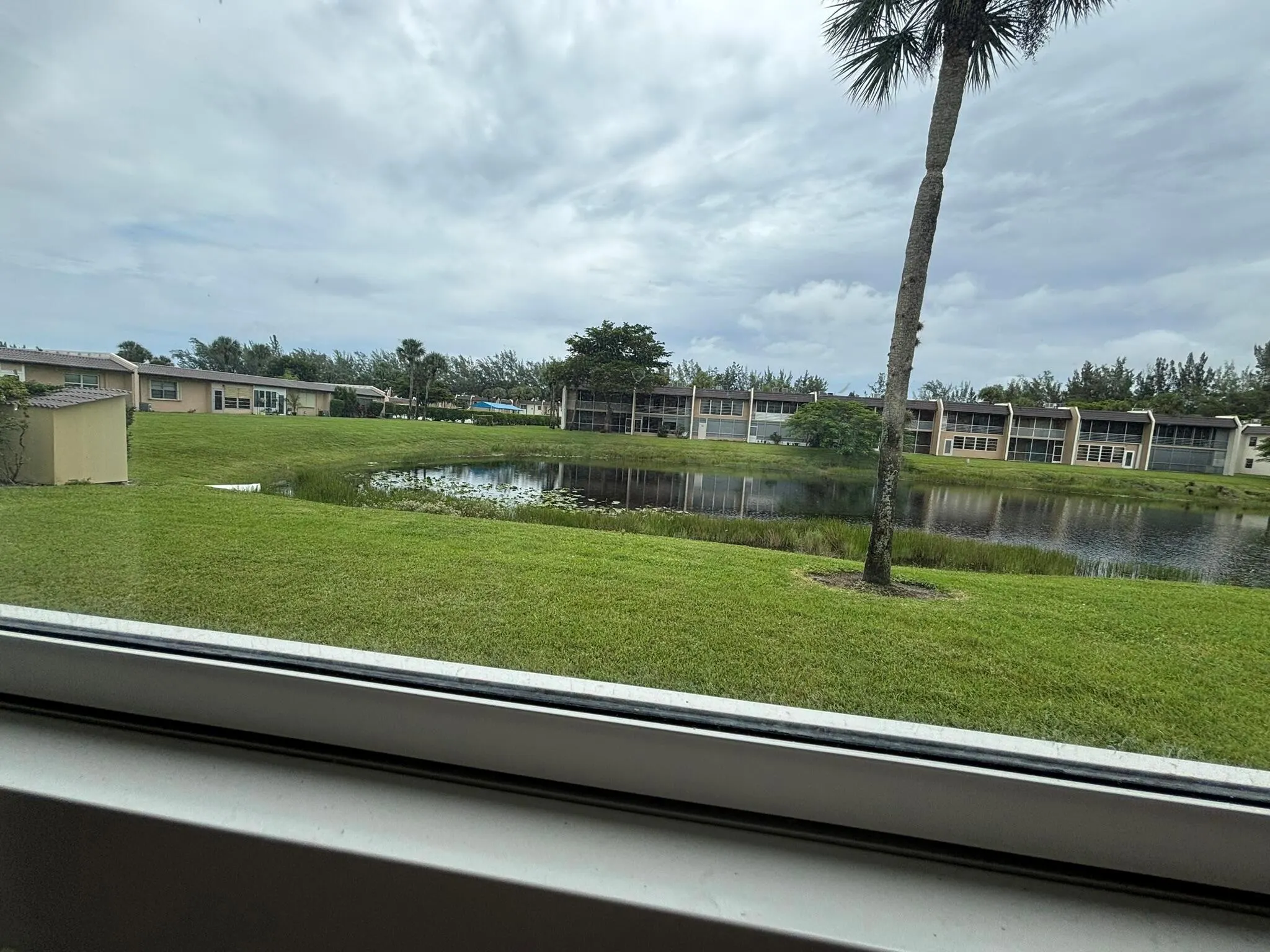 190 Lake Meryl Drive