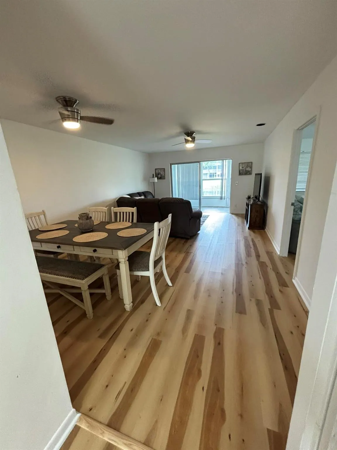 190 Lake Meryl Drive