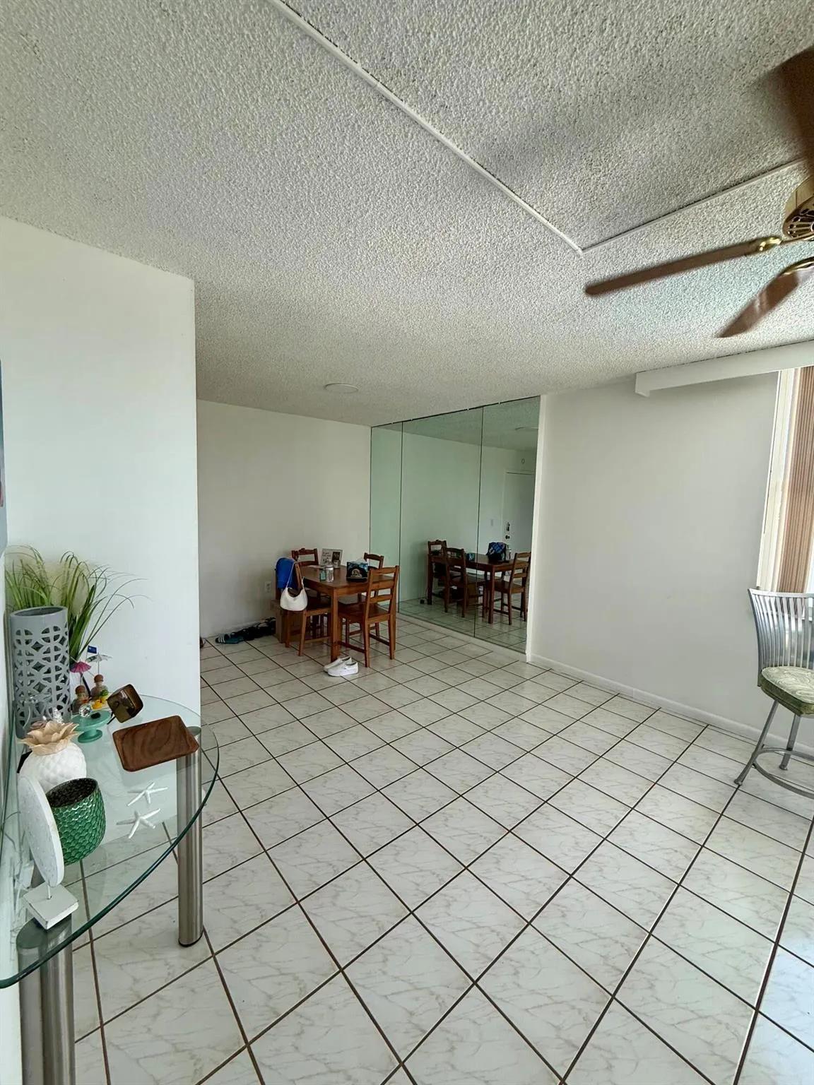 301 Croton Avenue, #305