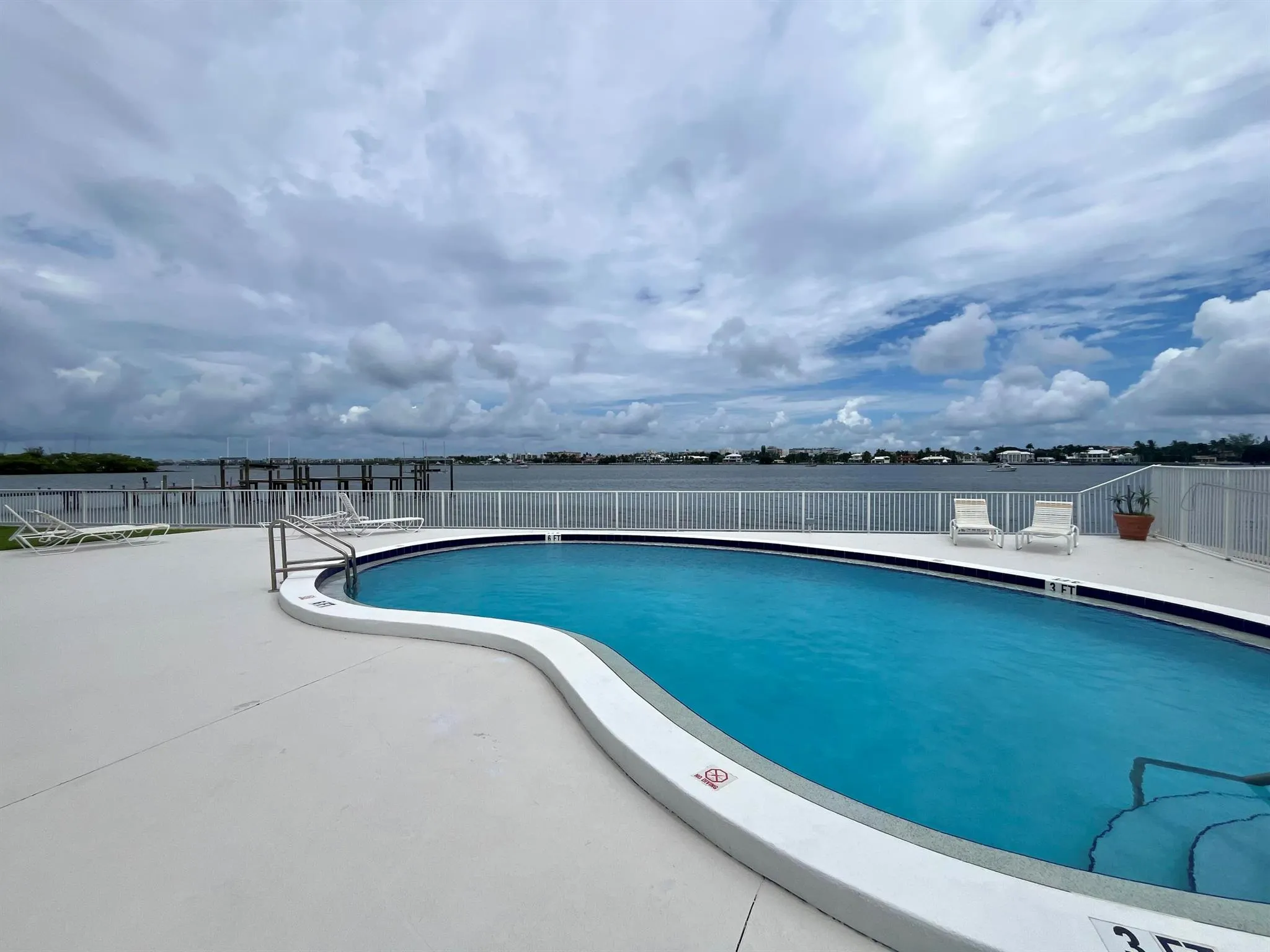 301 Croton Avenue, #305