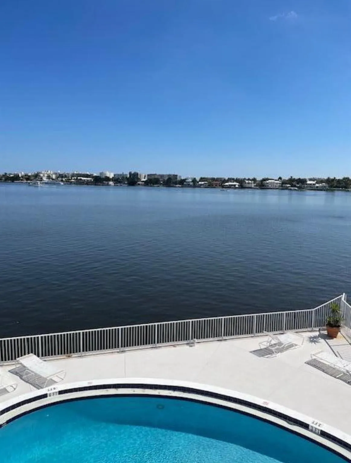 301 Croton Avenue, #305