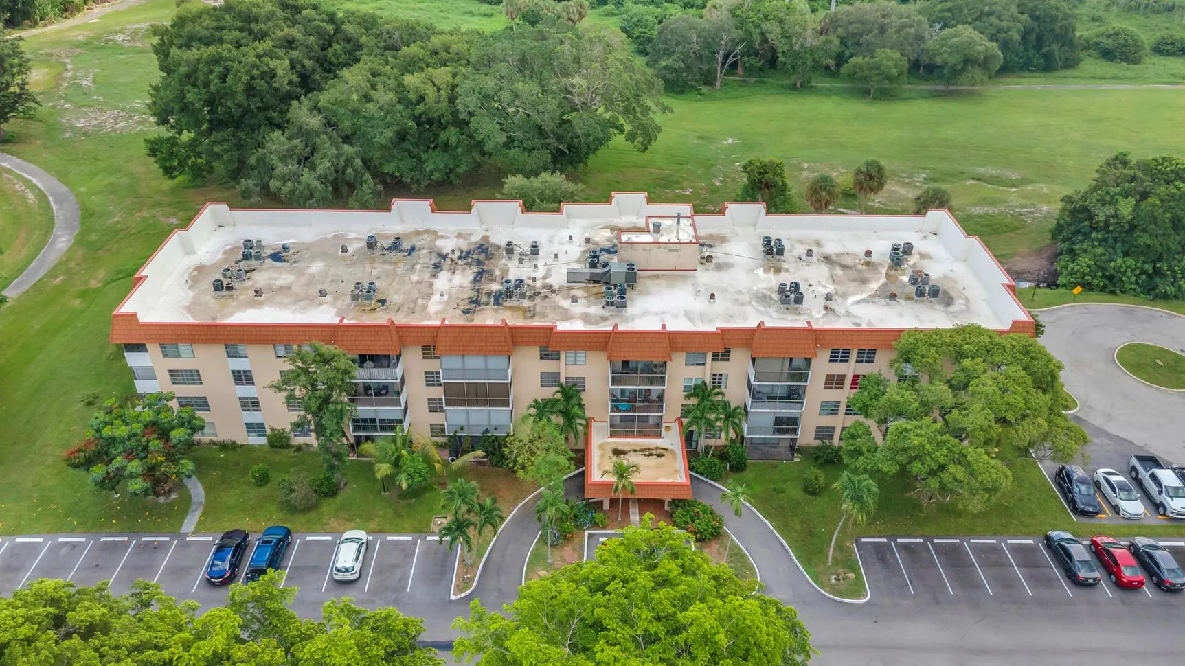 4166 Inverrary Drive, #304
