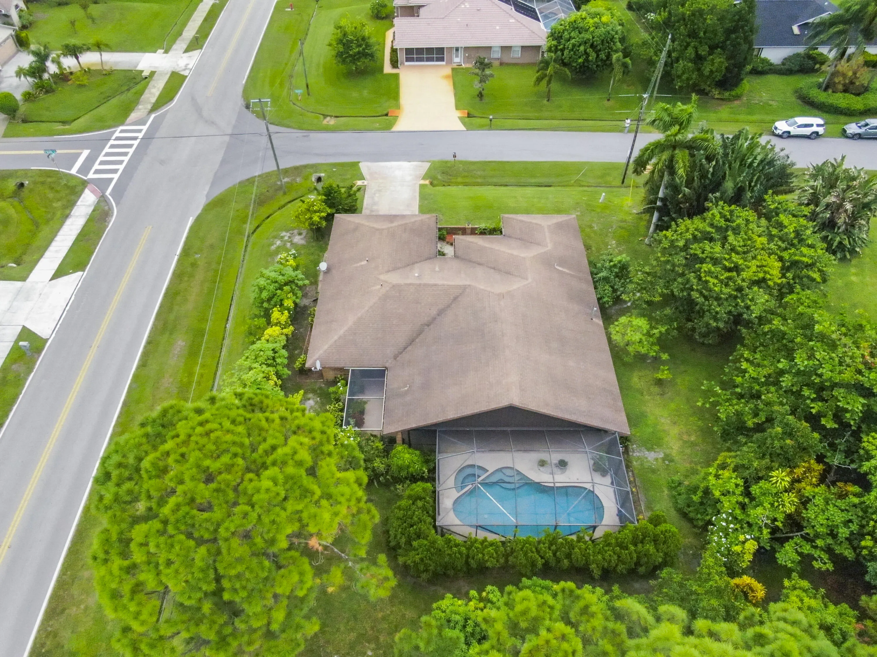 472 SE Majestic Terrace