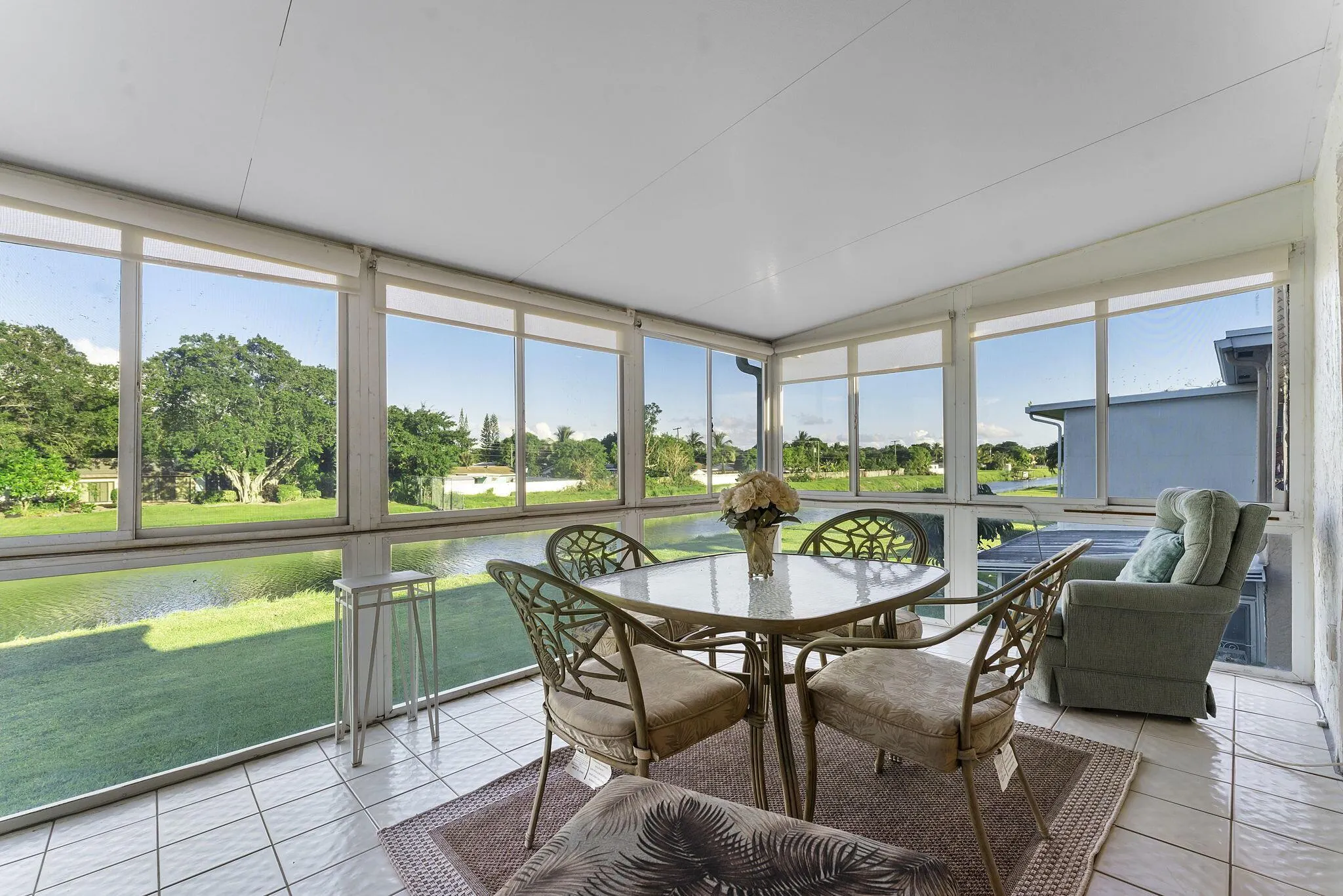 1050 Citrus, #202