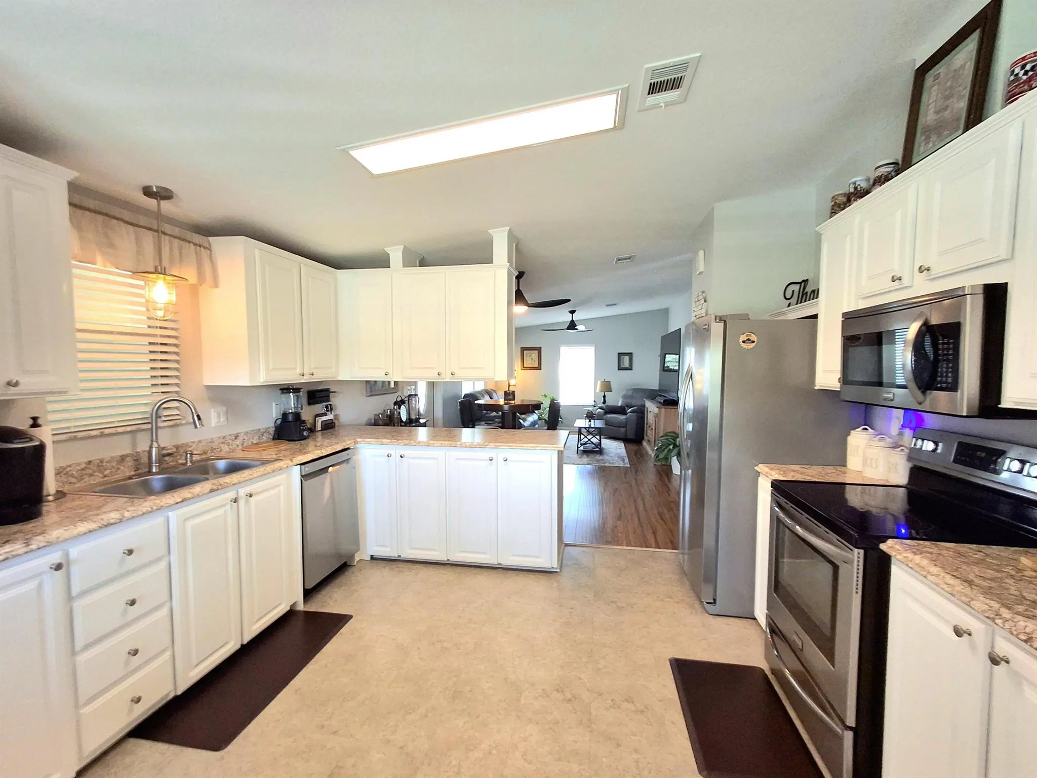 2816 Eagles Nest Way