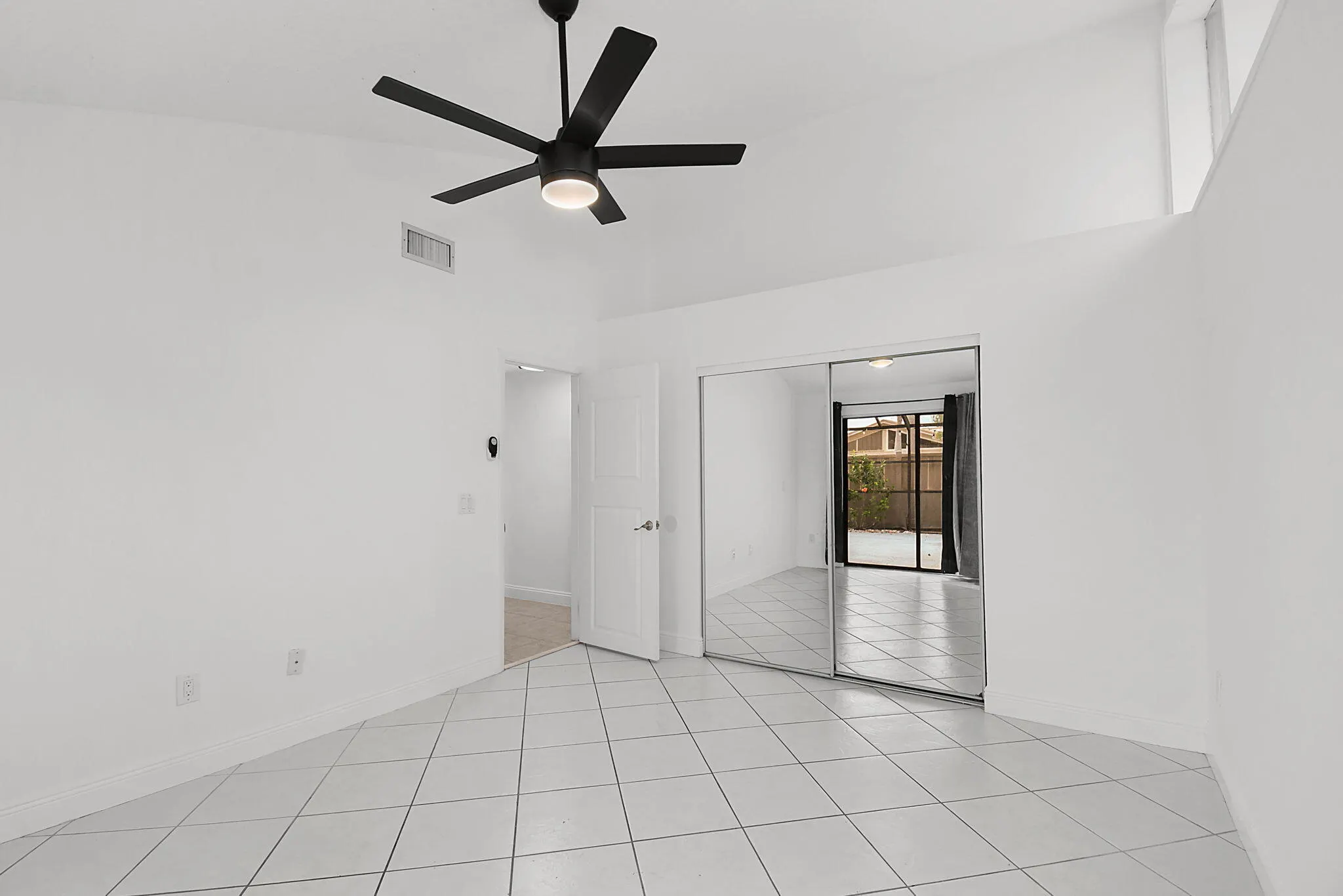 5805 Golden Eagle Circle