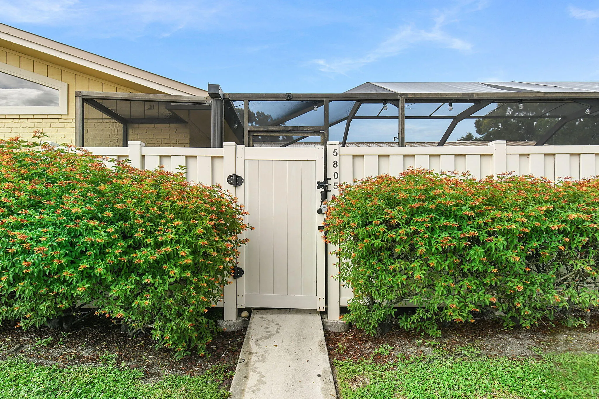 5805 Golden Eagle Circle
