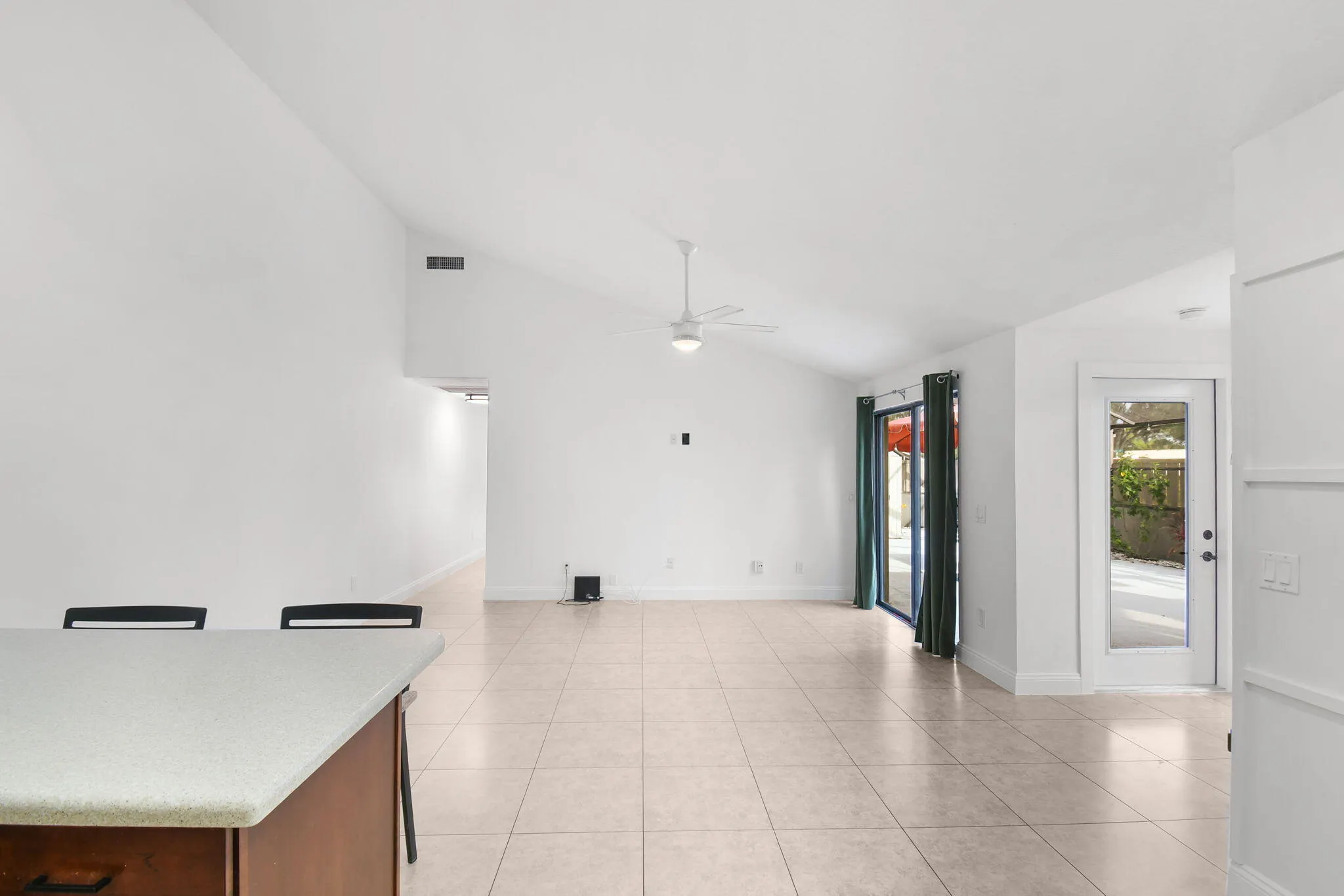 5805 Golden Eagle Circle