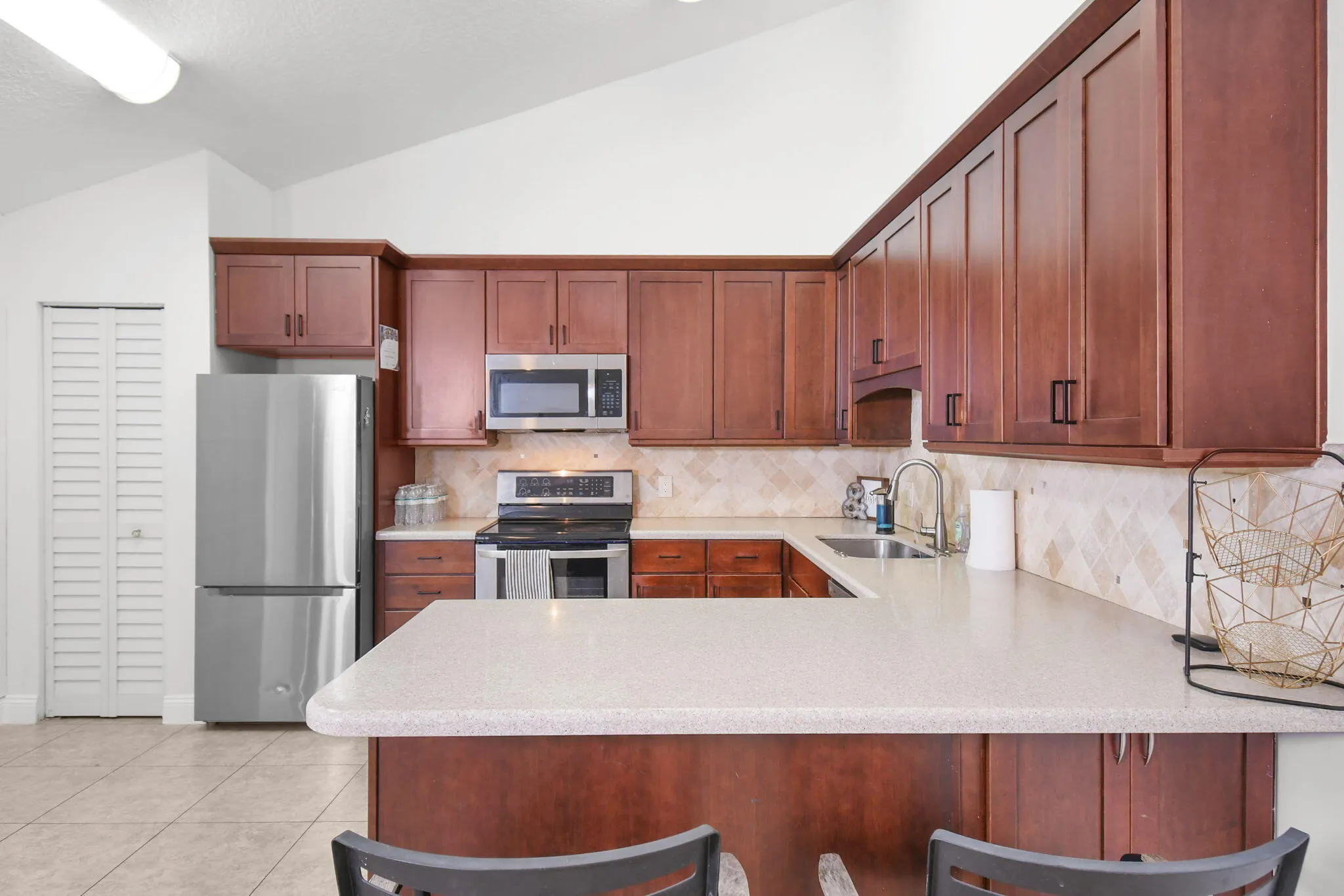5805 Golden Eagle Circle
