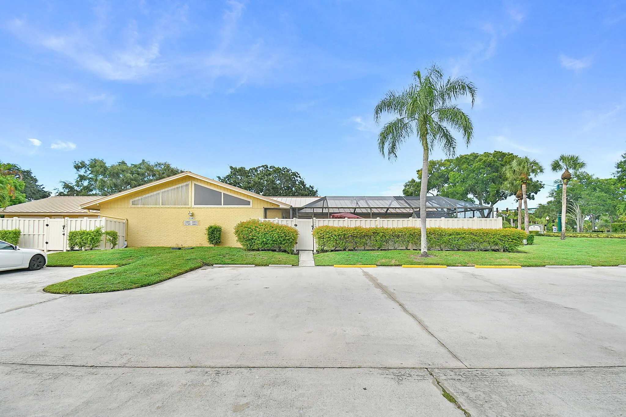 5805 Golden Eagle Circle
