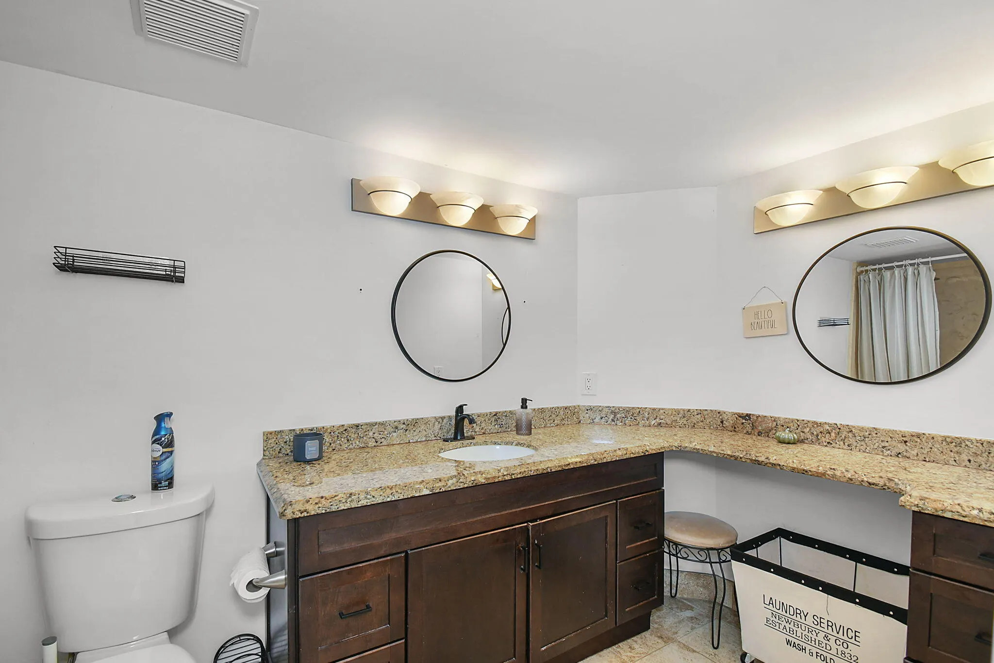 5805 Golden Eagle Circle