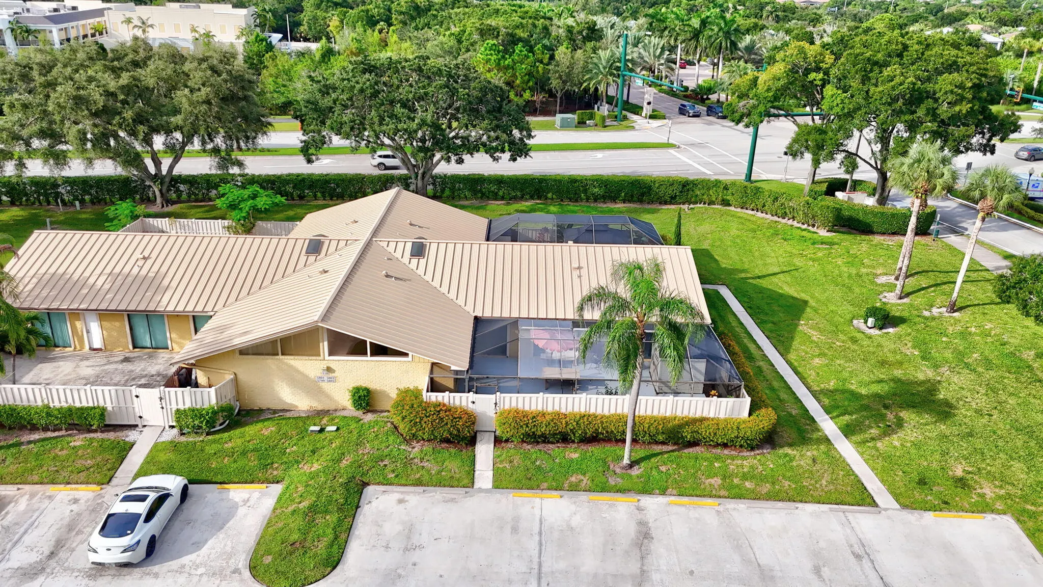 5805 Golden Eagle Circle