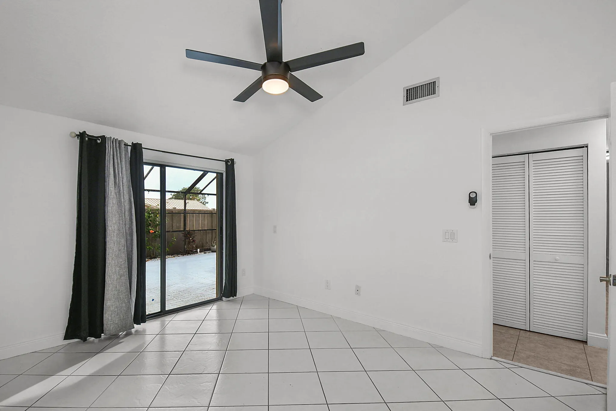 5805 Golden Eagle Circle