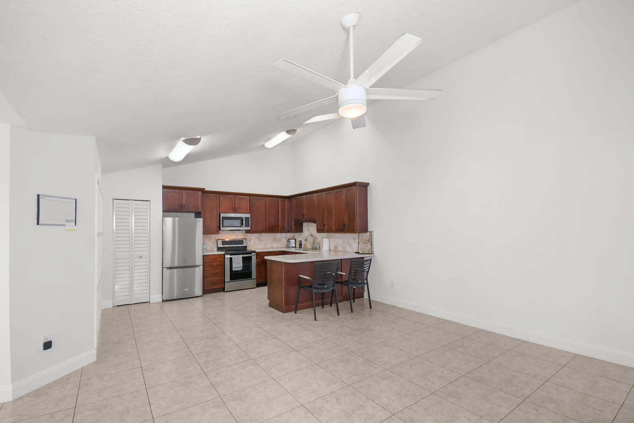 5805 Golden Eagle Circle