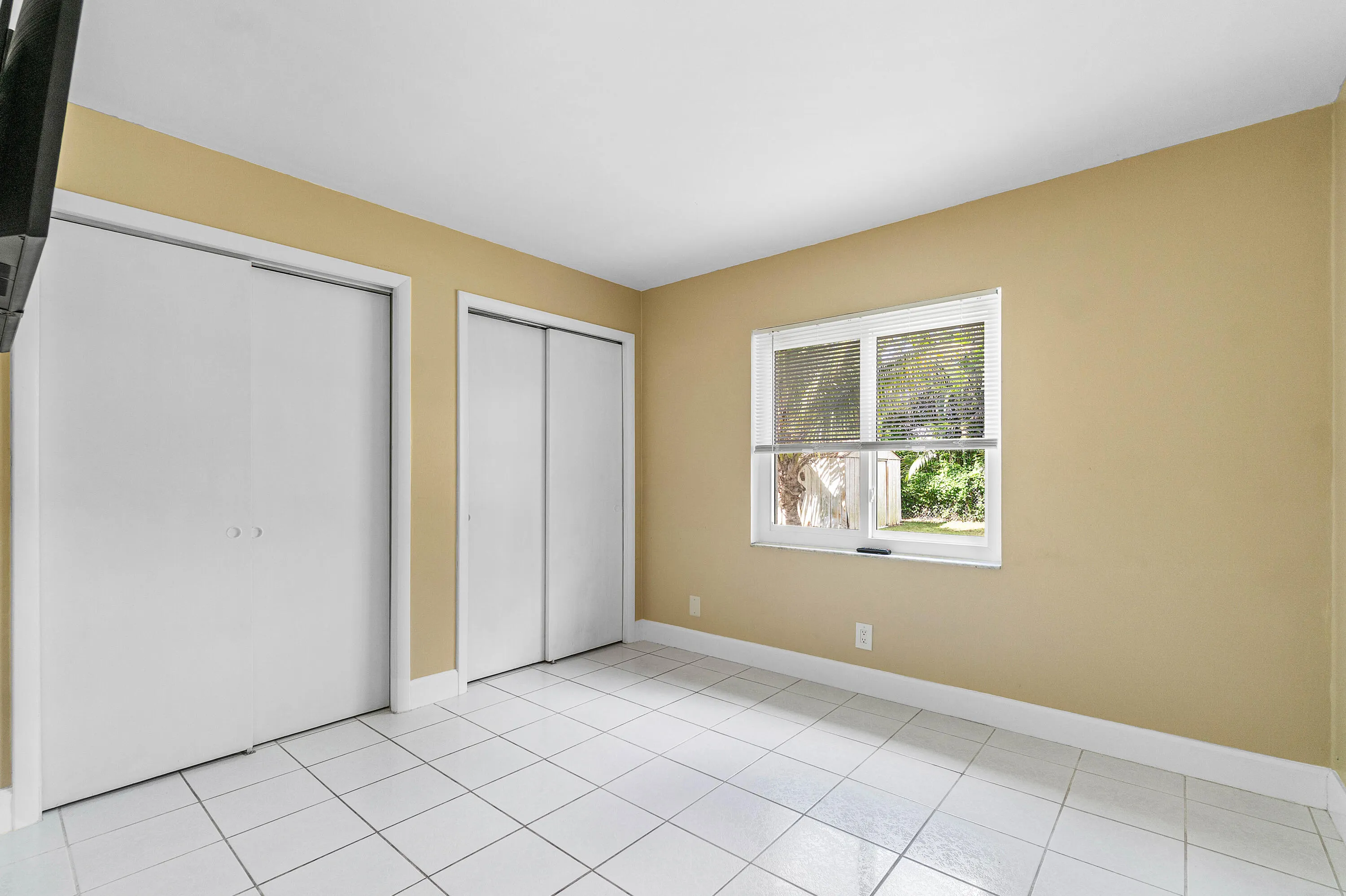 1179 Fernlea Drive