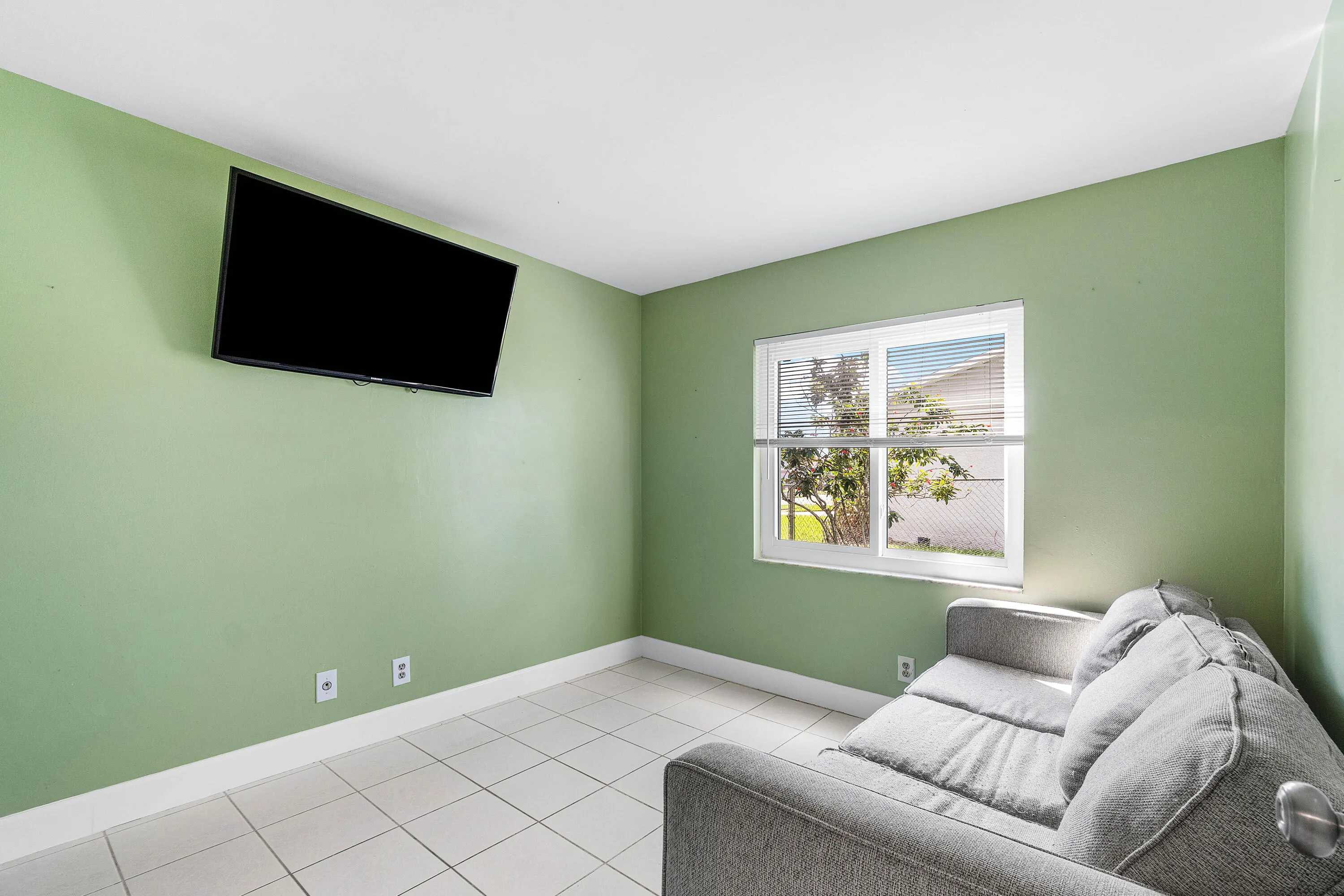 1179 Fernlea Drive