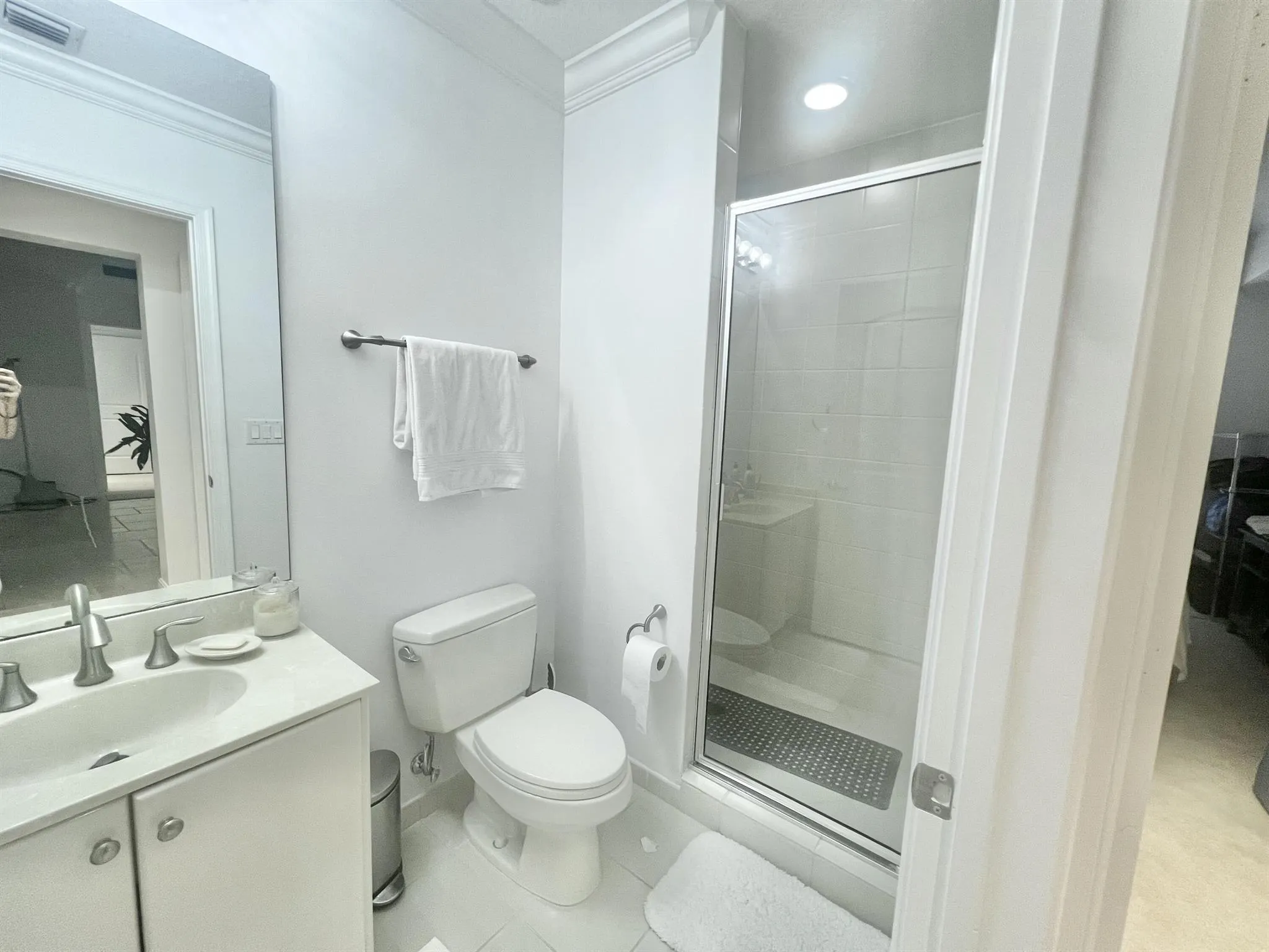 701 S Olive Avenue S, #1413