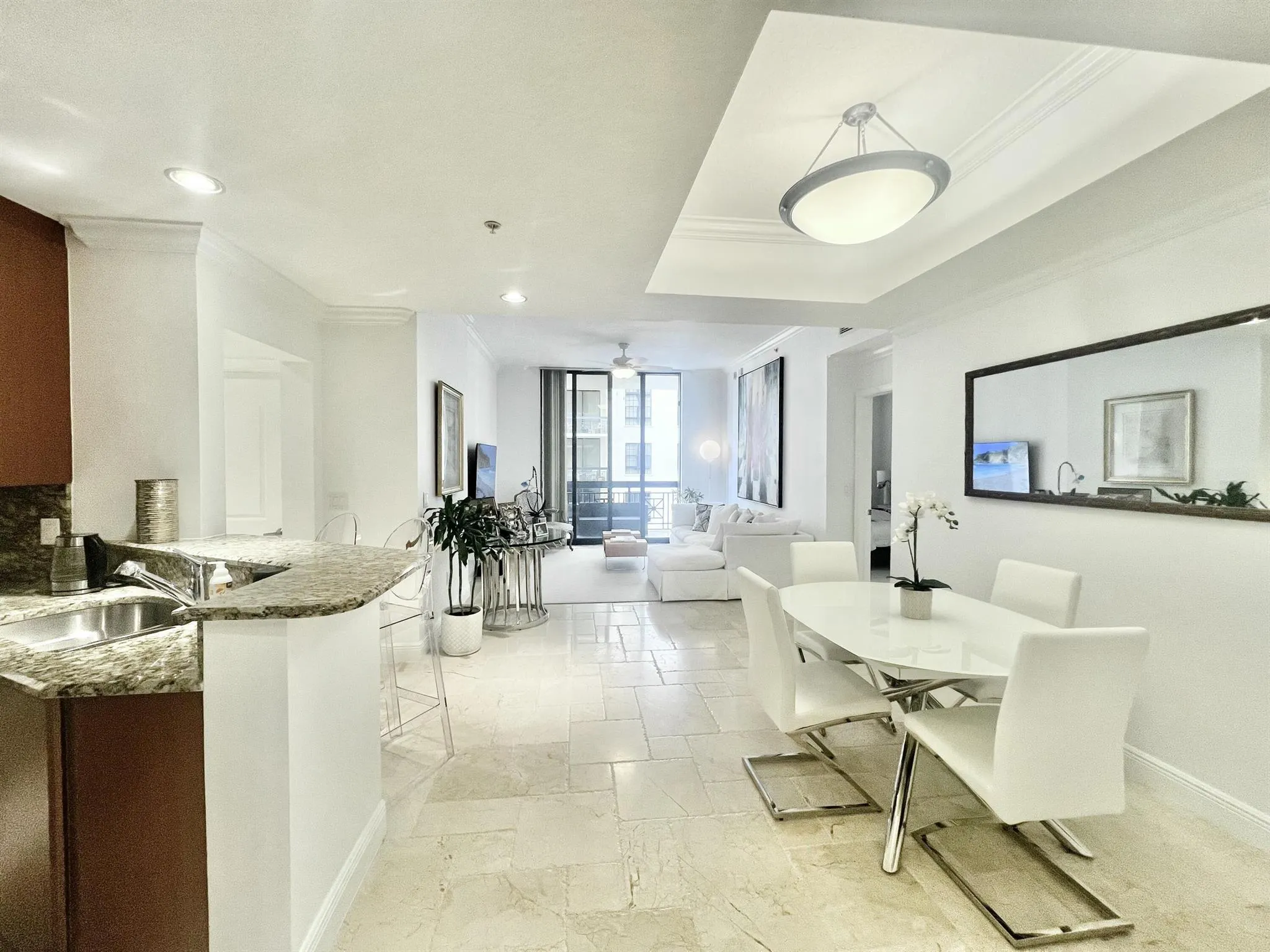 701 S Olive Avenue S, #1413