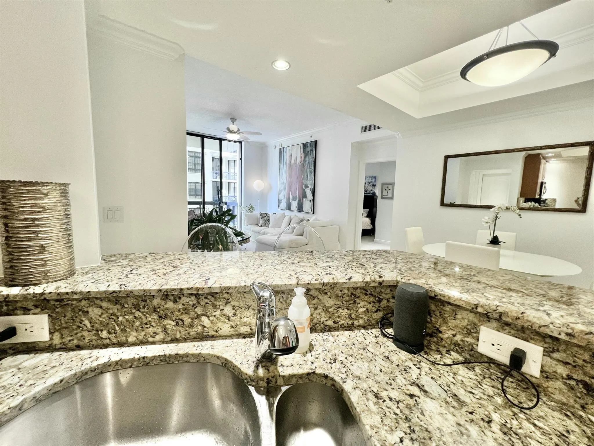 701 S Olive Avenue S, #1413