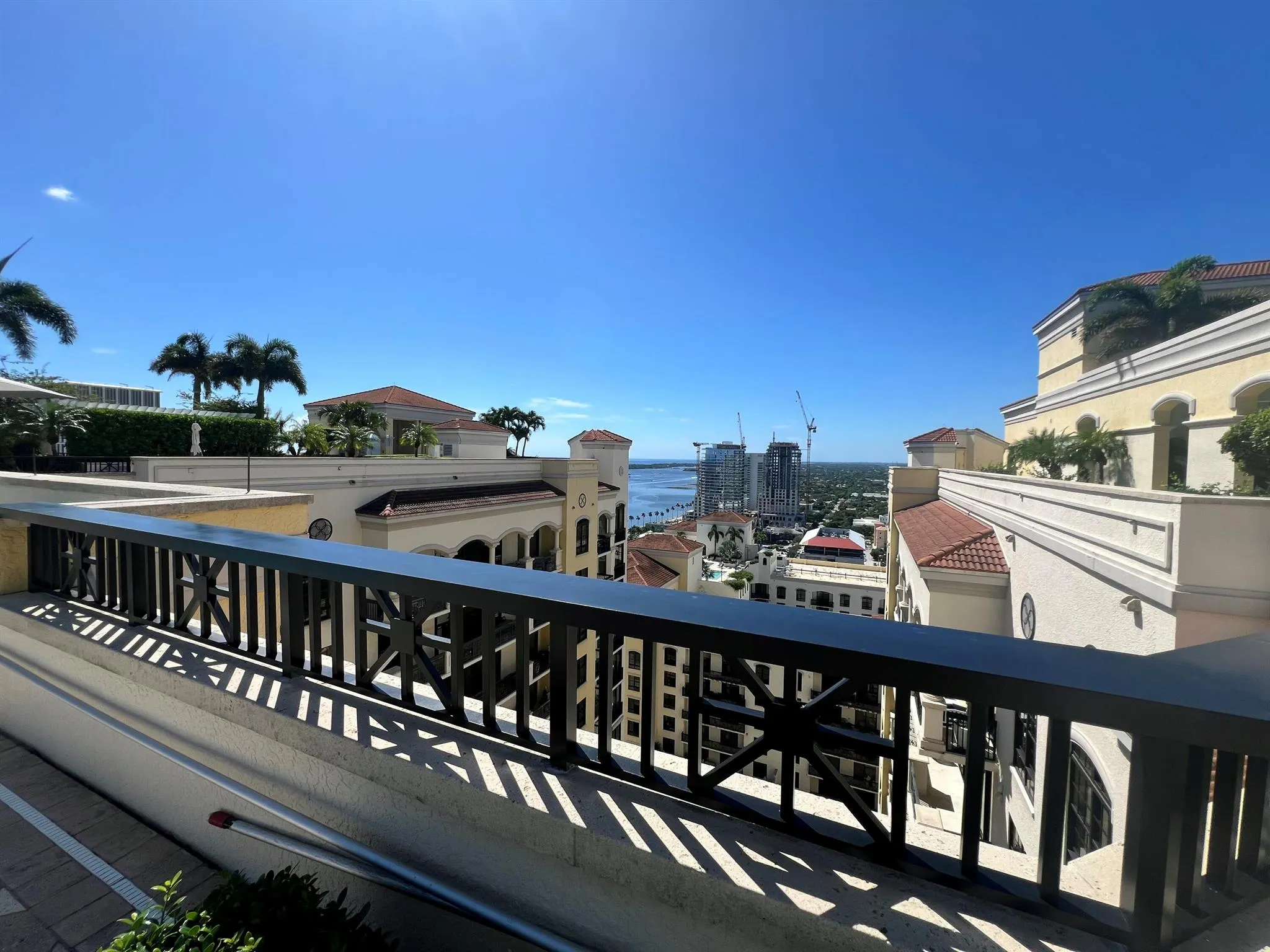 701 S Olive Avenue S, #1413