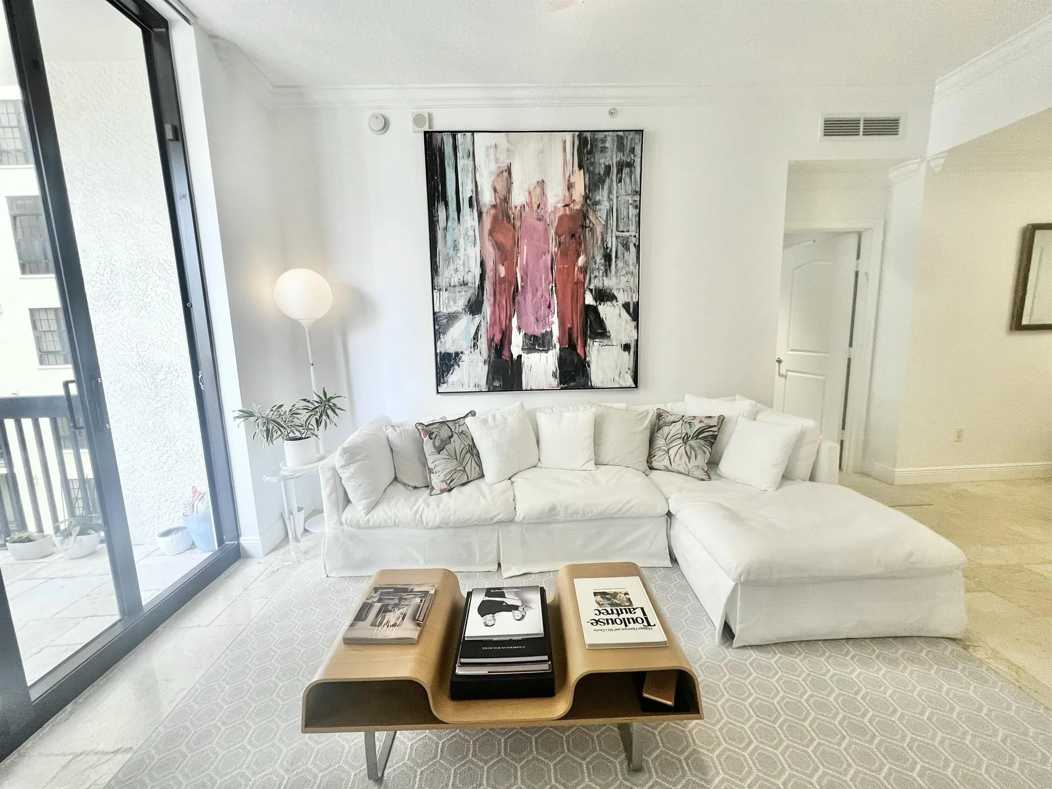 701 S Olive Avenue S, #1413