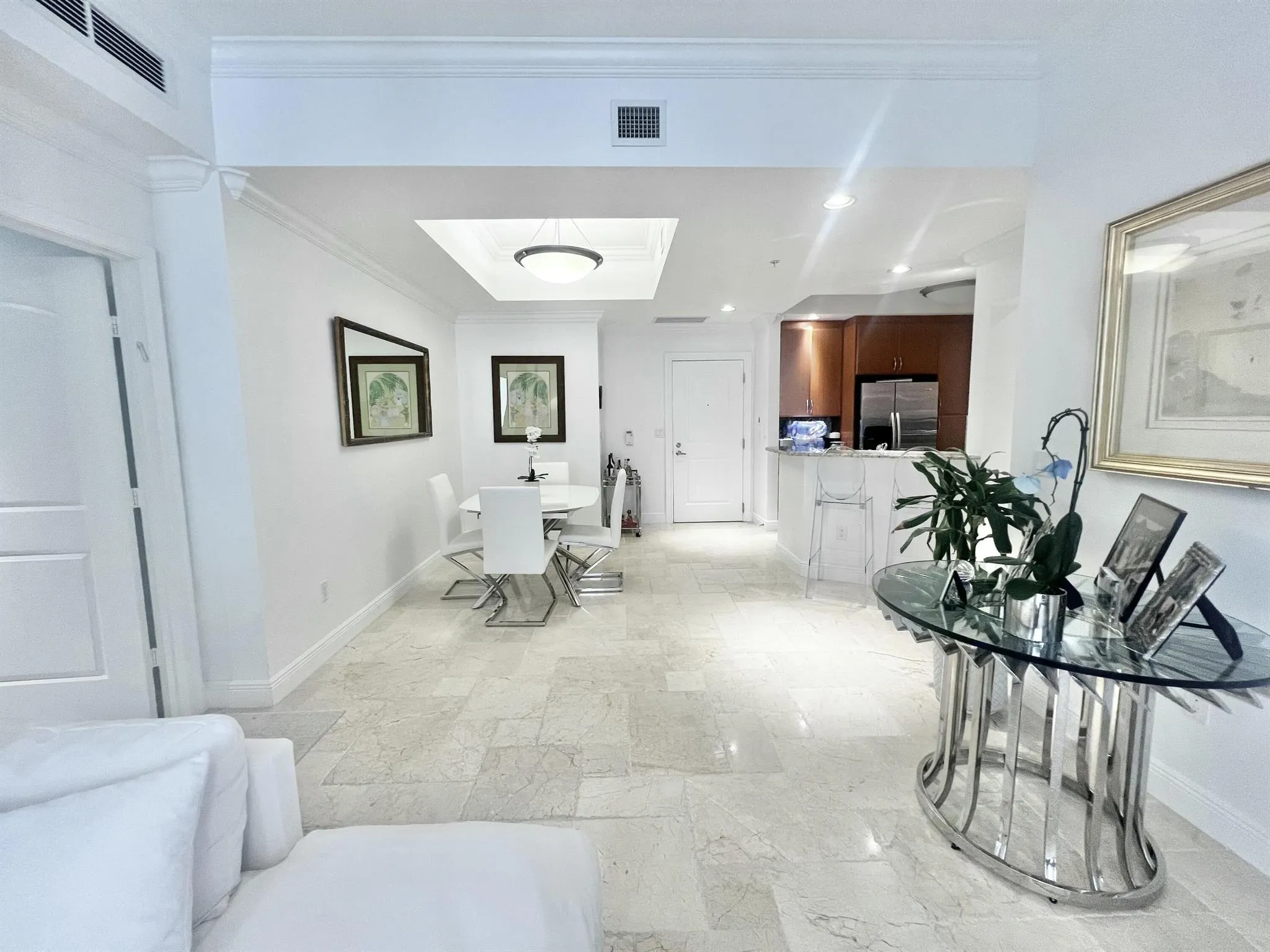 701 S Olive Avenue S, #1413