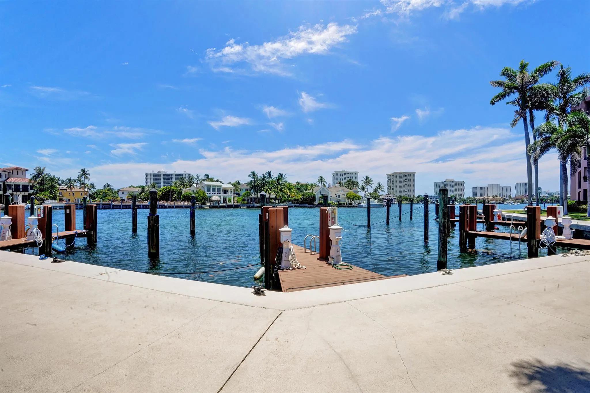 100 SE 5th Avenue, #406