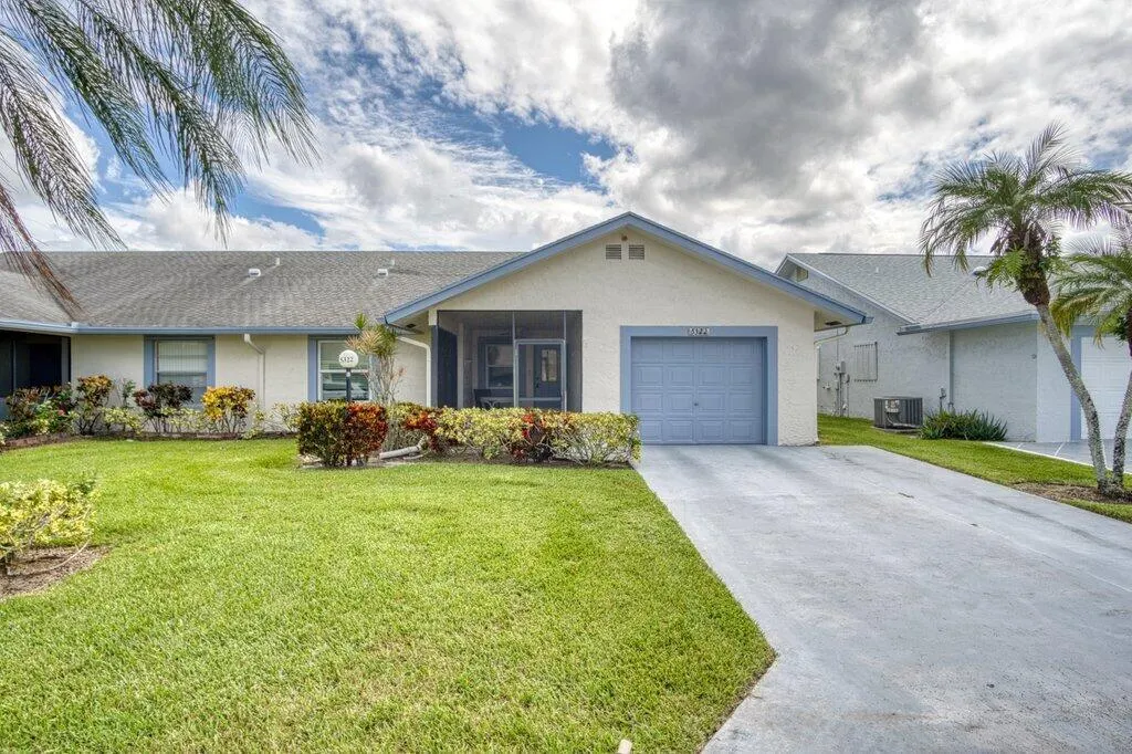 5322 Garrett Lane