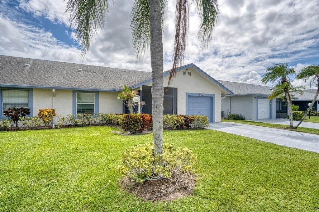 5322 Garrett Lane