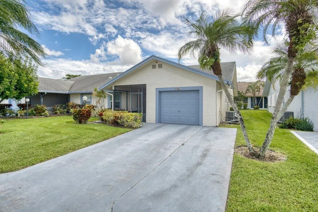 5322 Garrett Lane