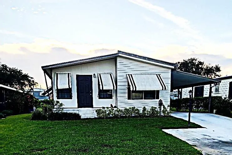 7781 SE Shenandoah Drive