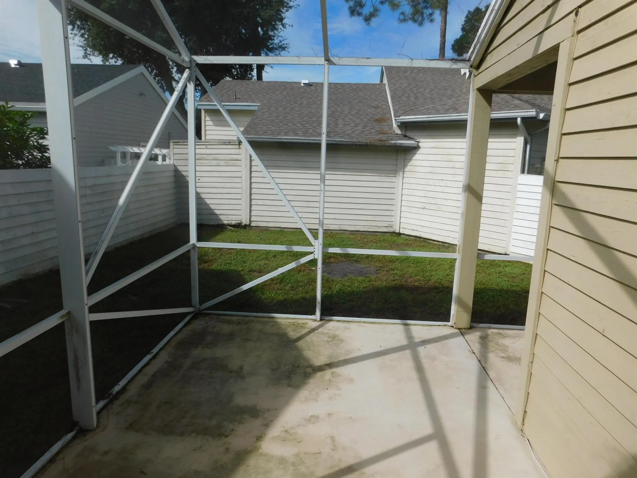 1049 Mourning Dove Lane