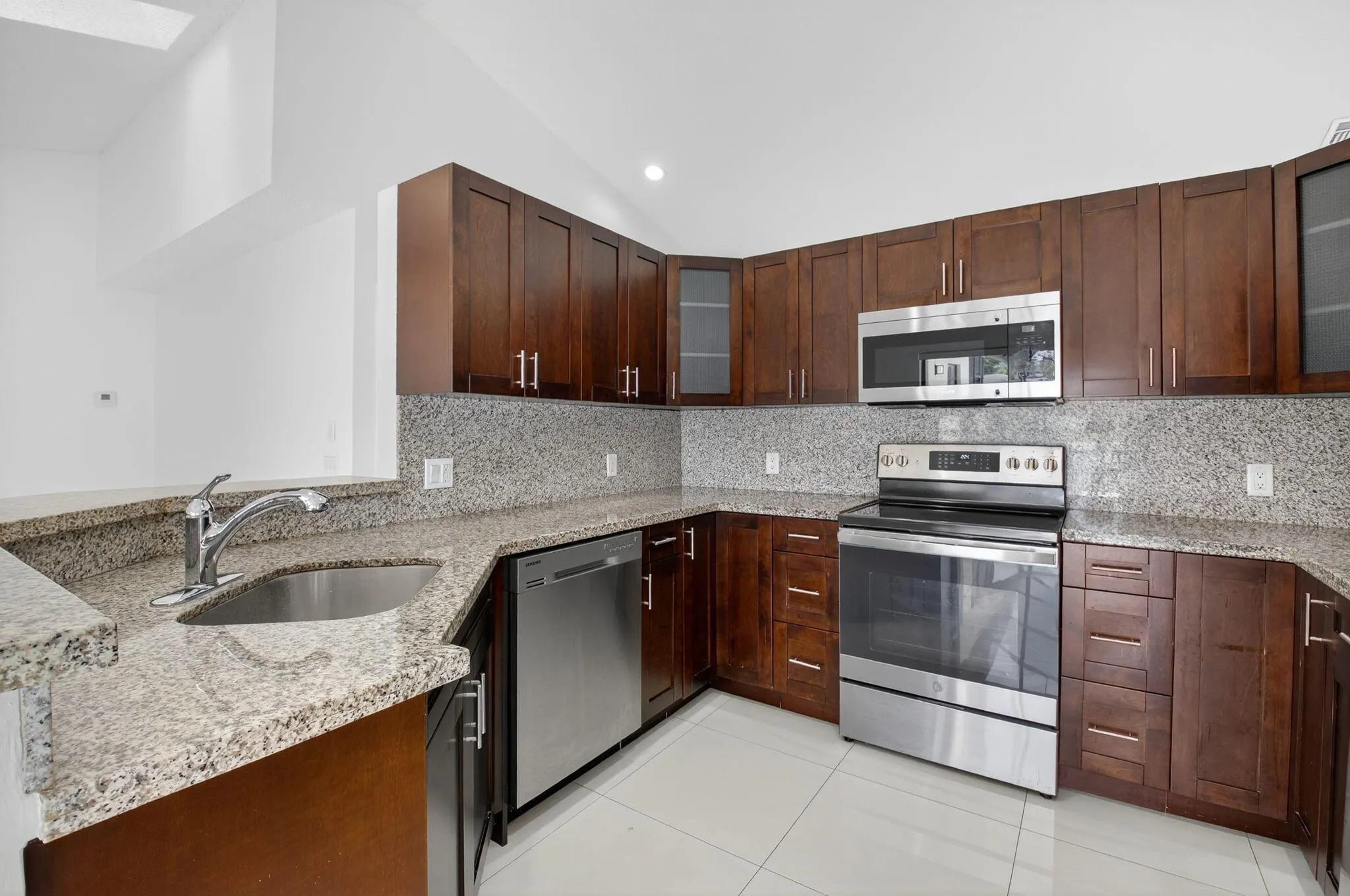 488 NW 13th Street
