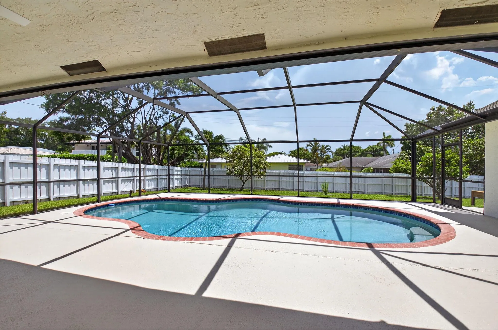 488 NW 13th Street