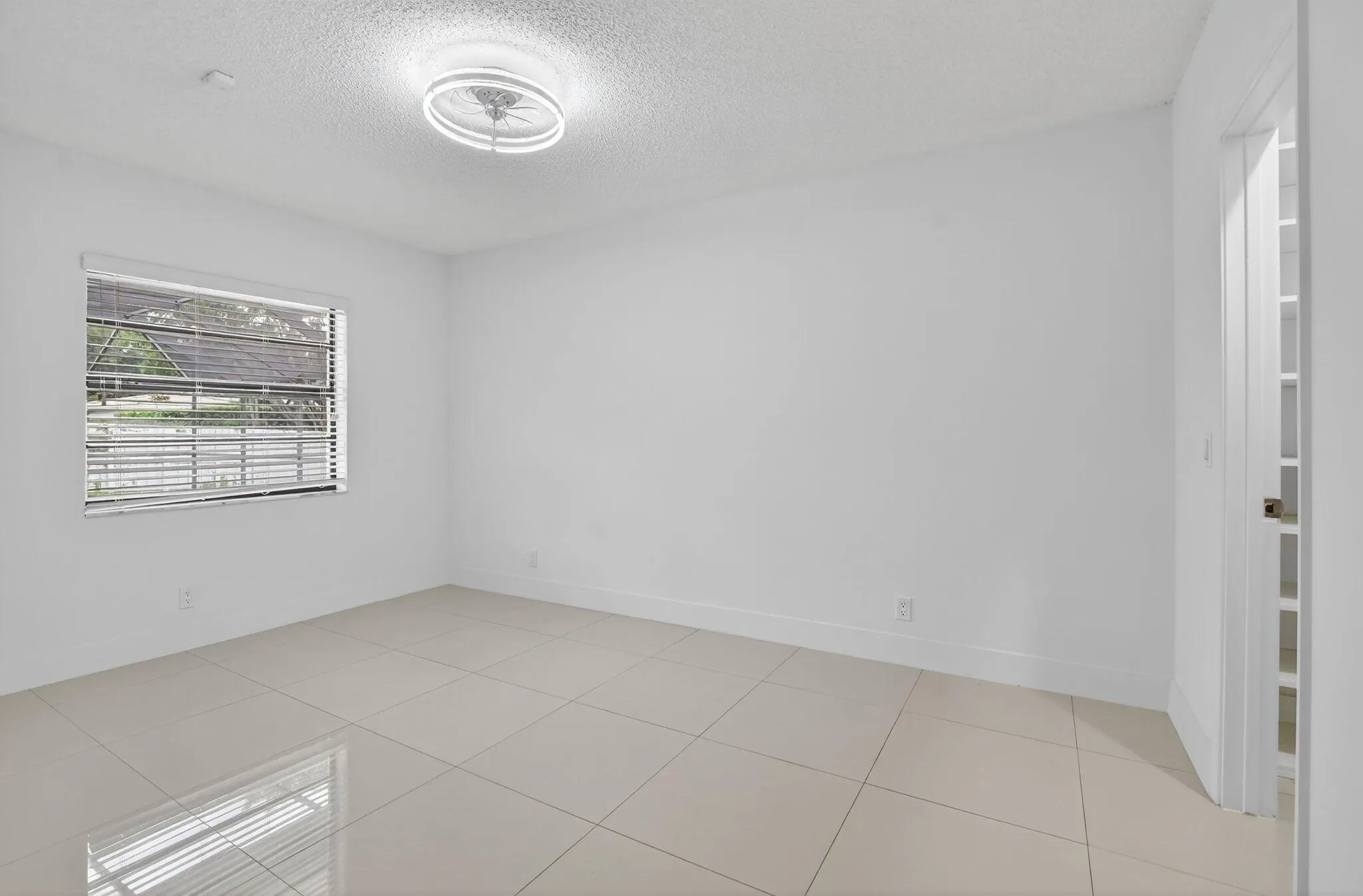 488 NW 13th Street