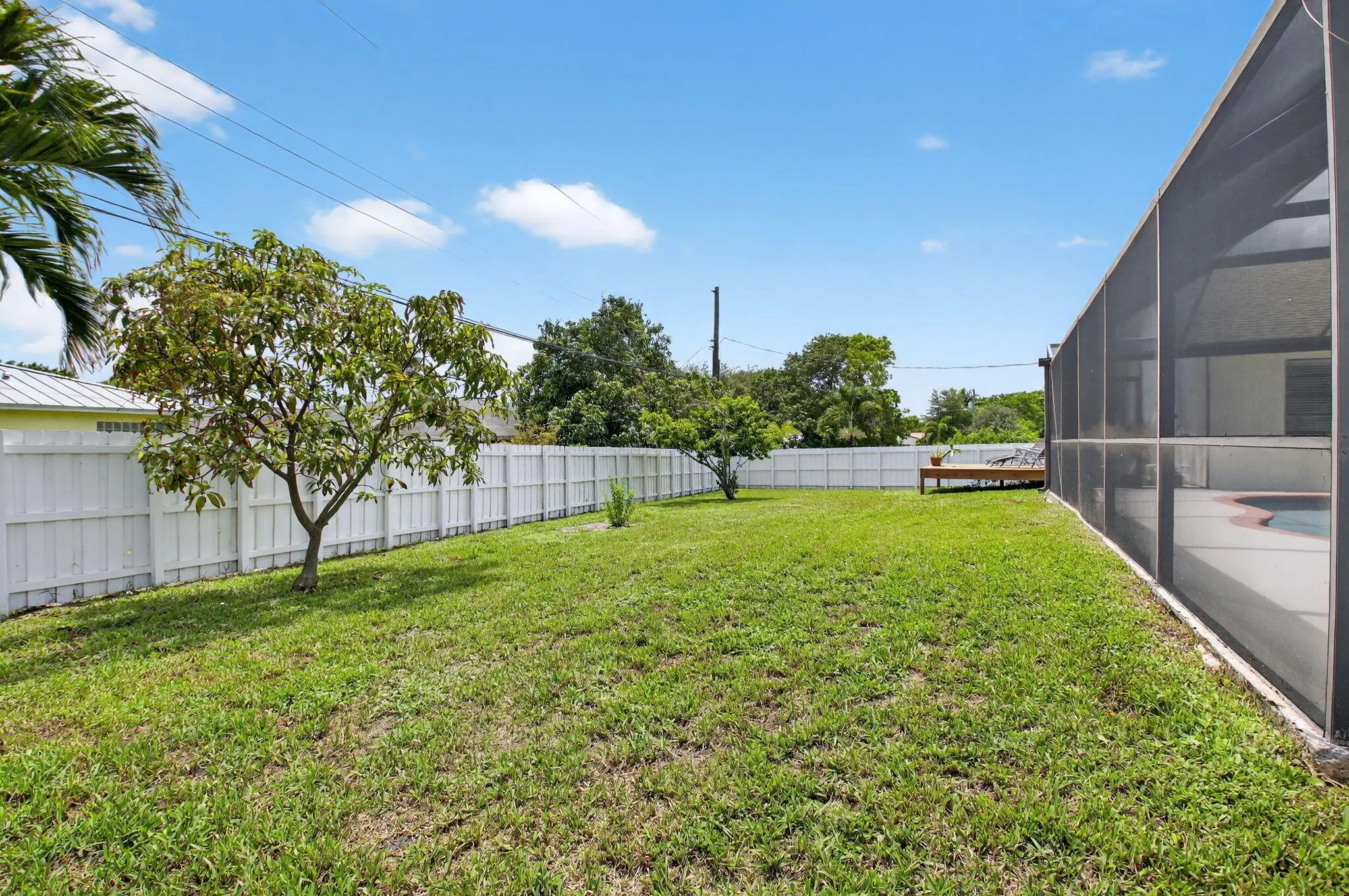 488 NW 13th Street