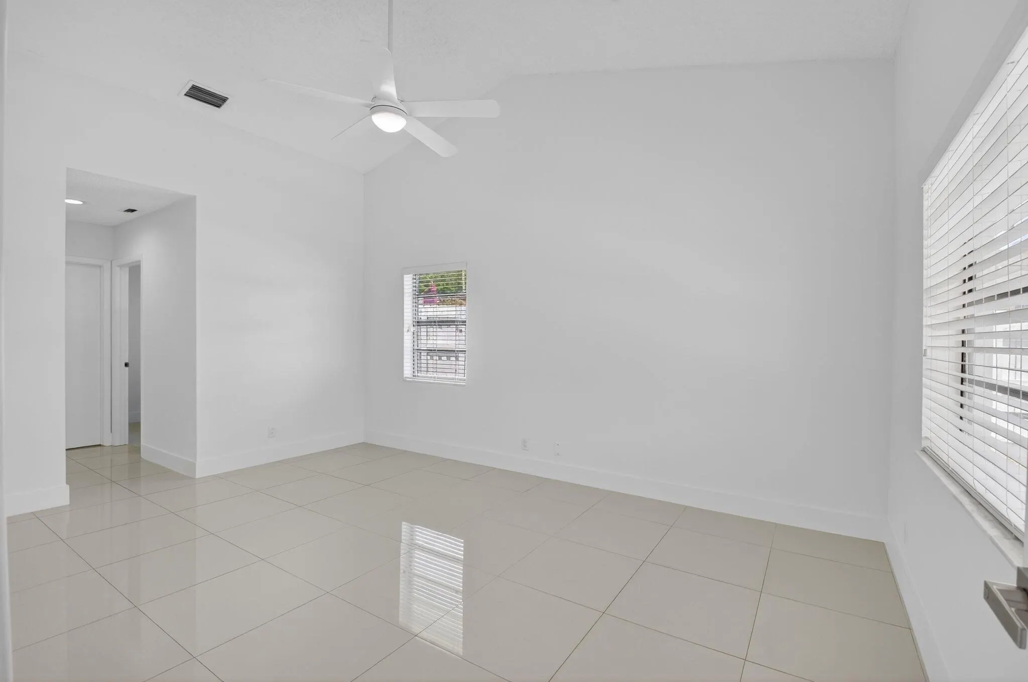 488 NW 13th Street