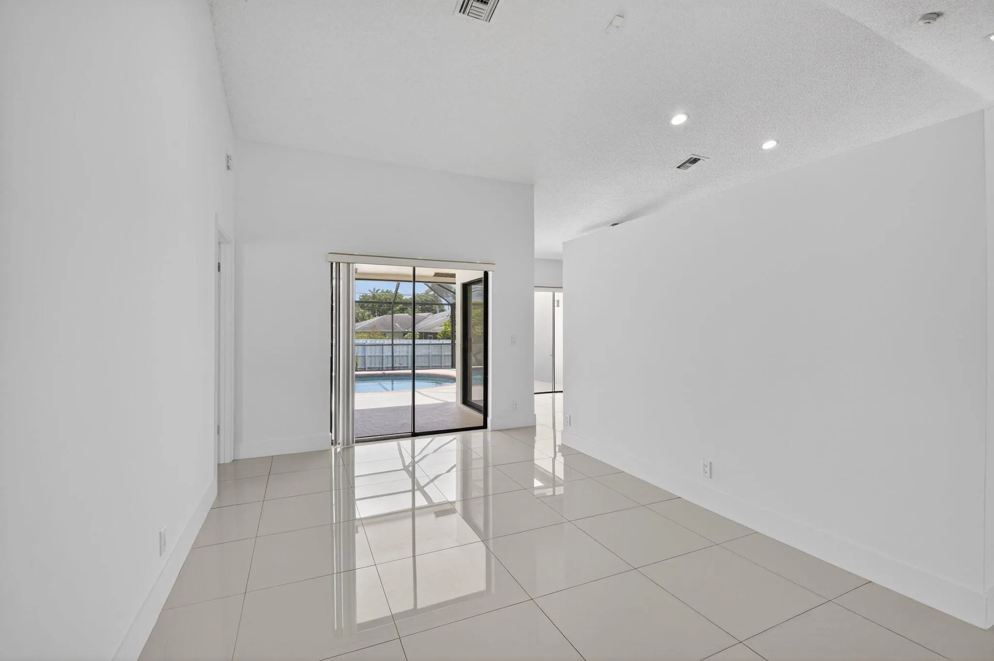 488 NW 13th Street