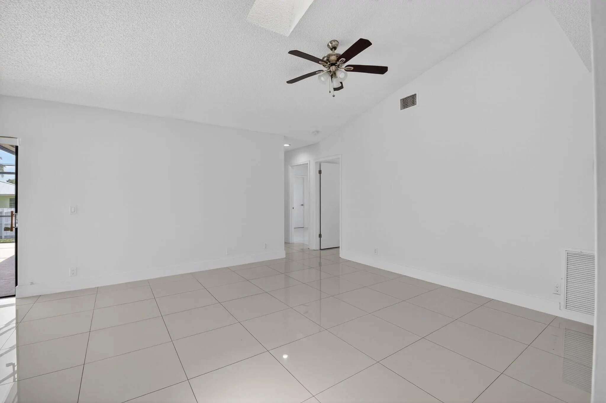 488 NW 13th Street
