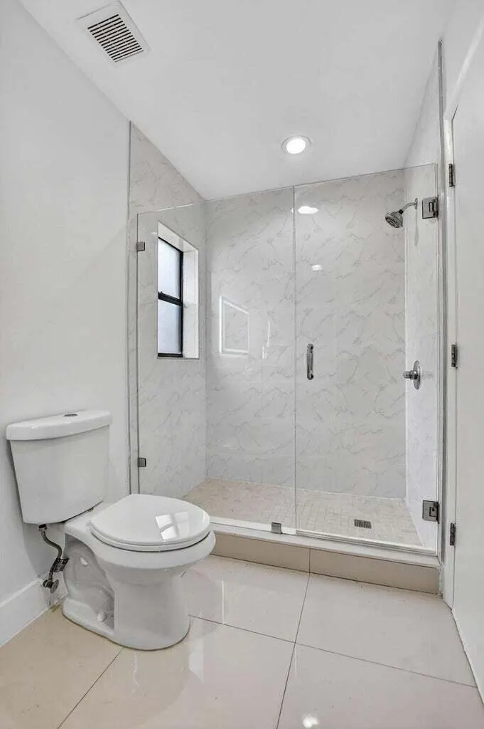 488 NW 13th Street